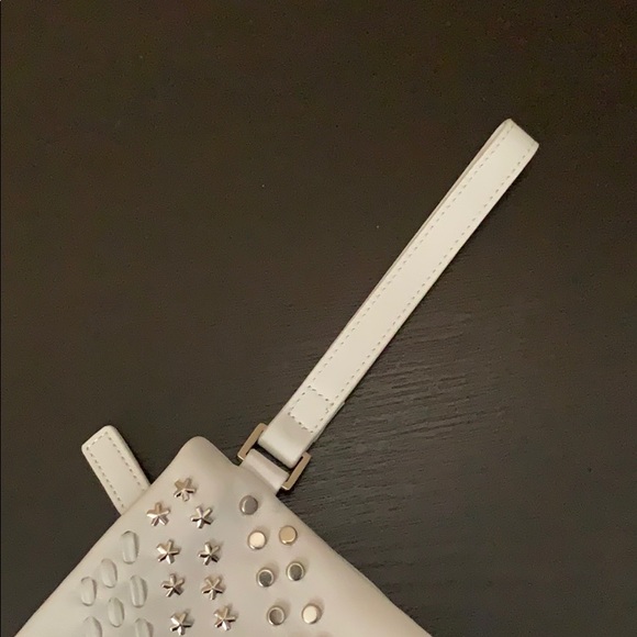 VINTAGE Danier Leather White Wristlet - Picture 4 of 7